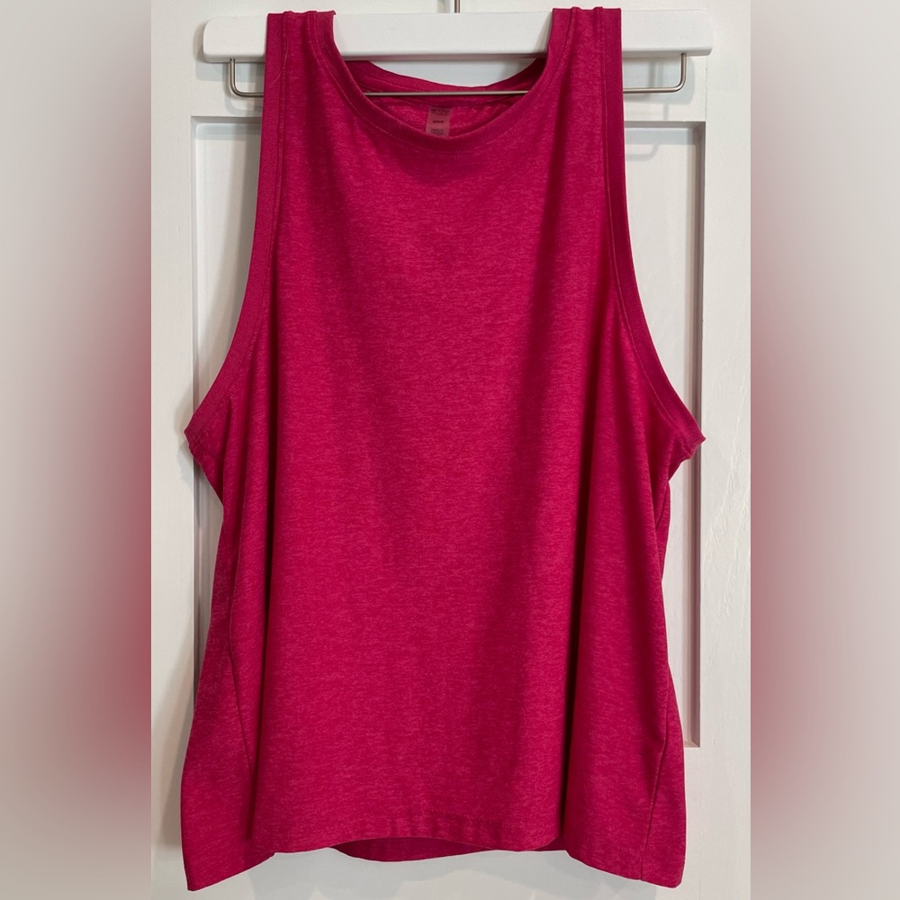 Beyond Yoga Featherweight Balance tank.